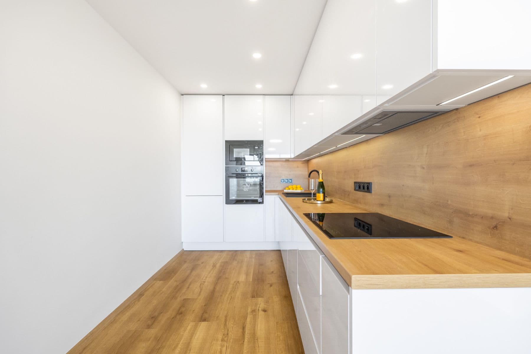 Prodej bytu 3+kk 69 m², Rezlerova, Praha, Praha Prodej bytu 3+kk 69 m², Rezlerova, Praha, Praha