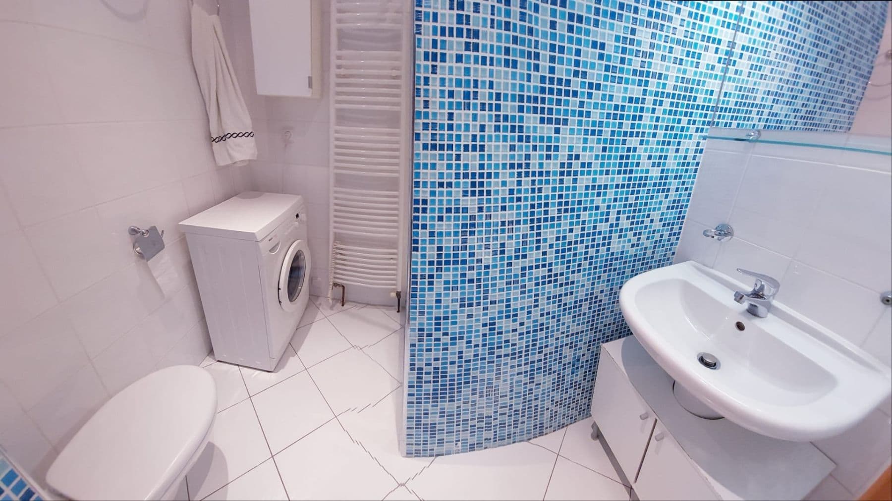 Pronájem bytu 2+kk 47 m², V Rybníčkách, Praha, Praha Pronájem bytu 2+kk 47 m², V Rybníčkách, Praha, Praha