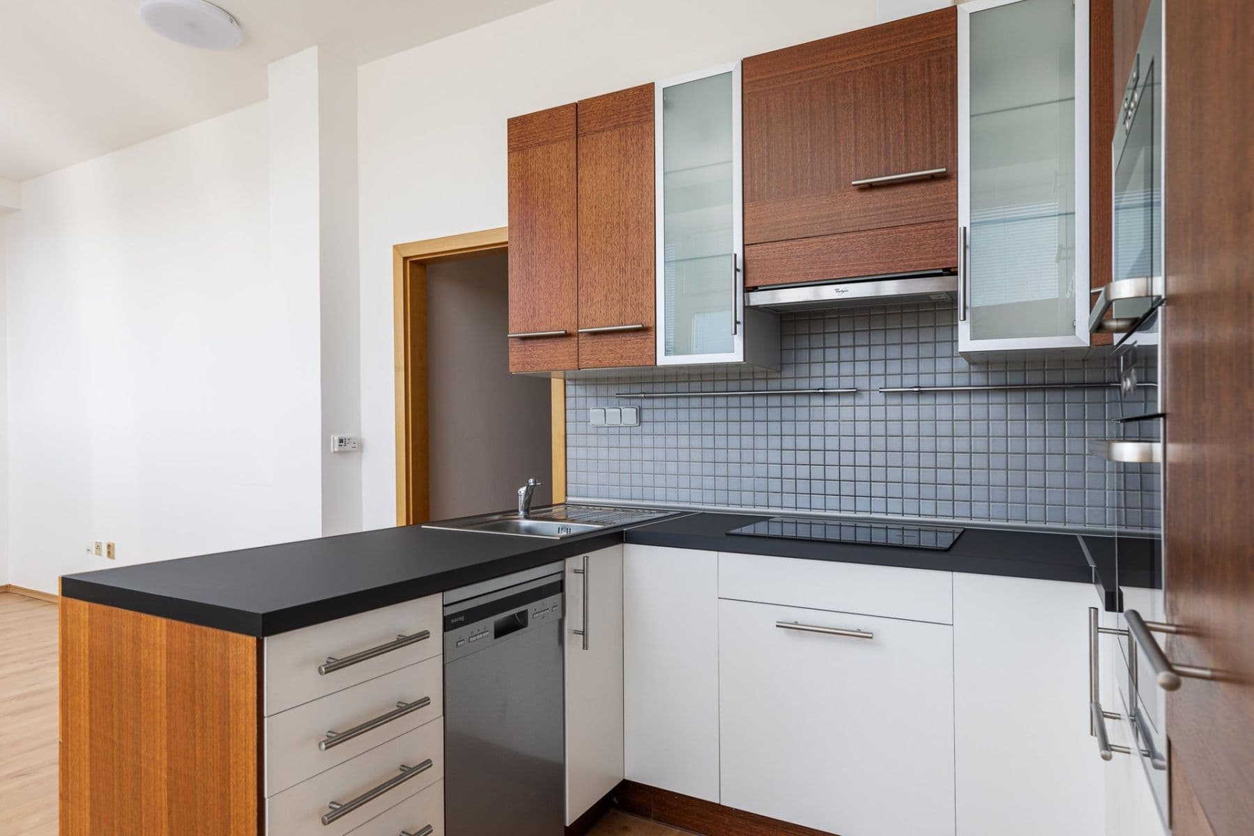 Pronájem bytu 2+kk 47 m², V Rybníčkách, Praha, Praha Pronájem bytu 2+kk 47 m², V Rybníčkách, Praha, Praha