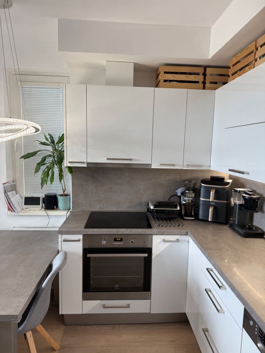Pronájem bytu 2+kk 50 m², Strnadových, Praha, Praha Pronájem bytu 2+kk 50 m², Strnadových, Praha, Praha