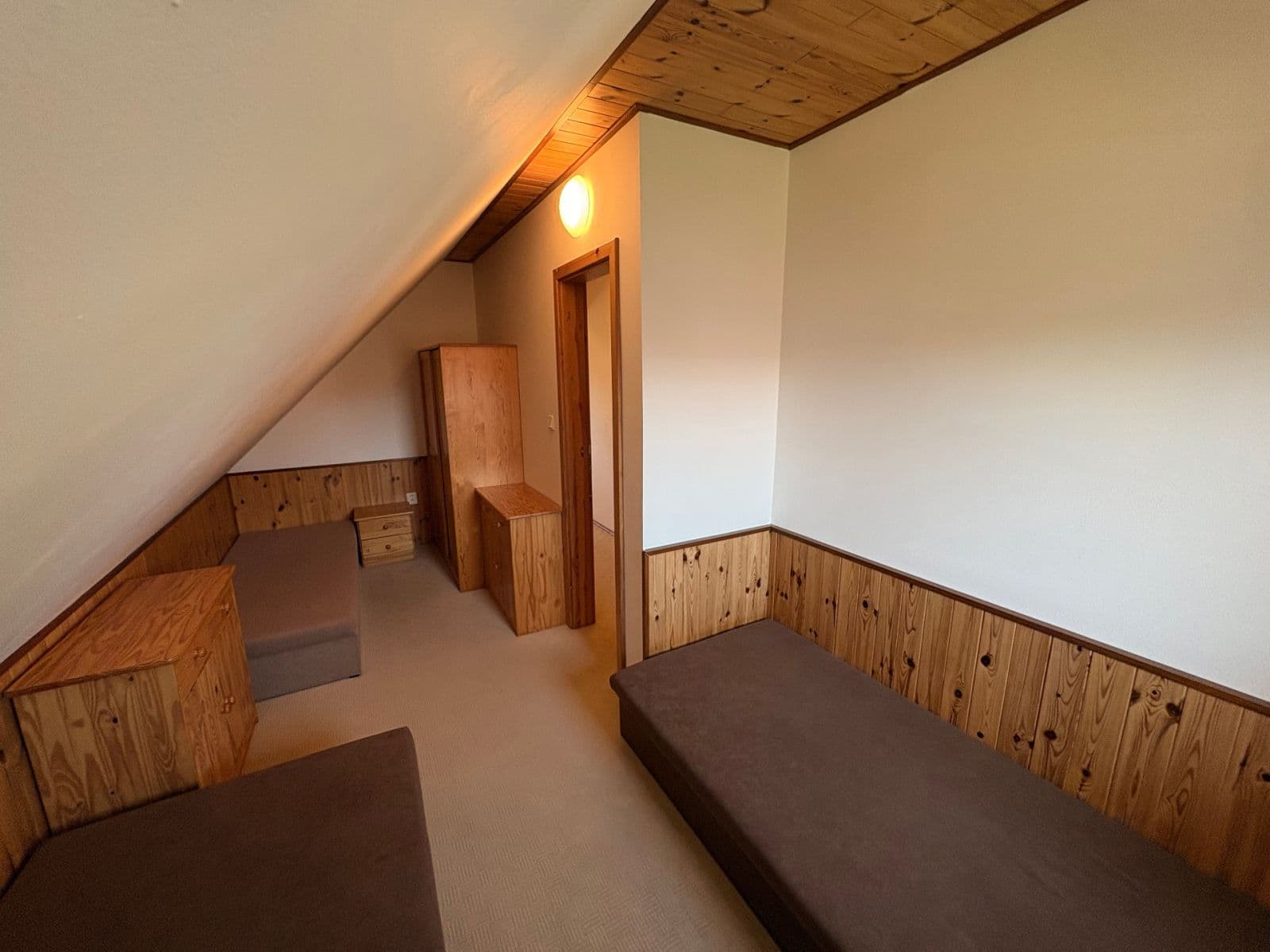 Prodej domu 74 m², pozemek 351 m², Chlum u Třeboně, Jihočeský kraj Prodej domu 74 m², pozemek 351 m², Chlum u Třeboně, Jihočeský kraj