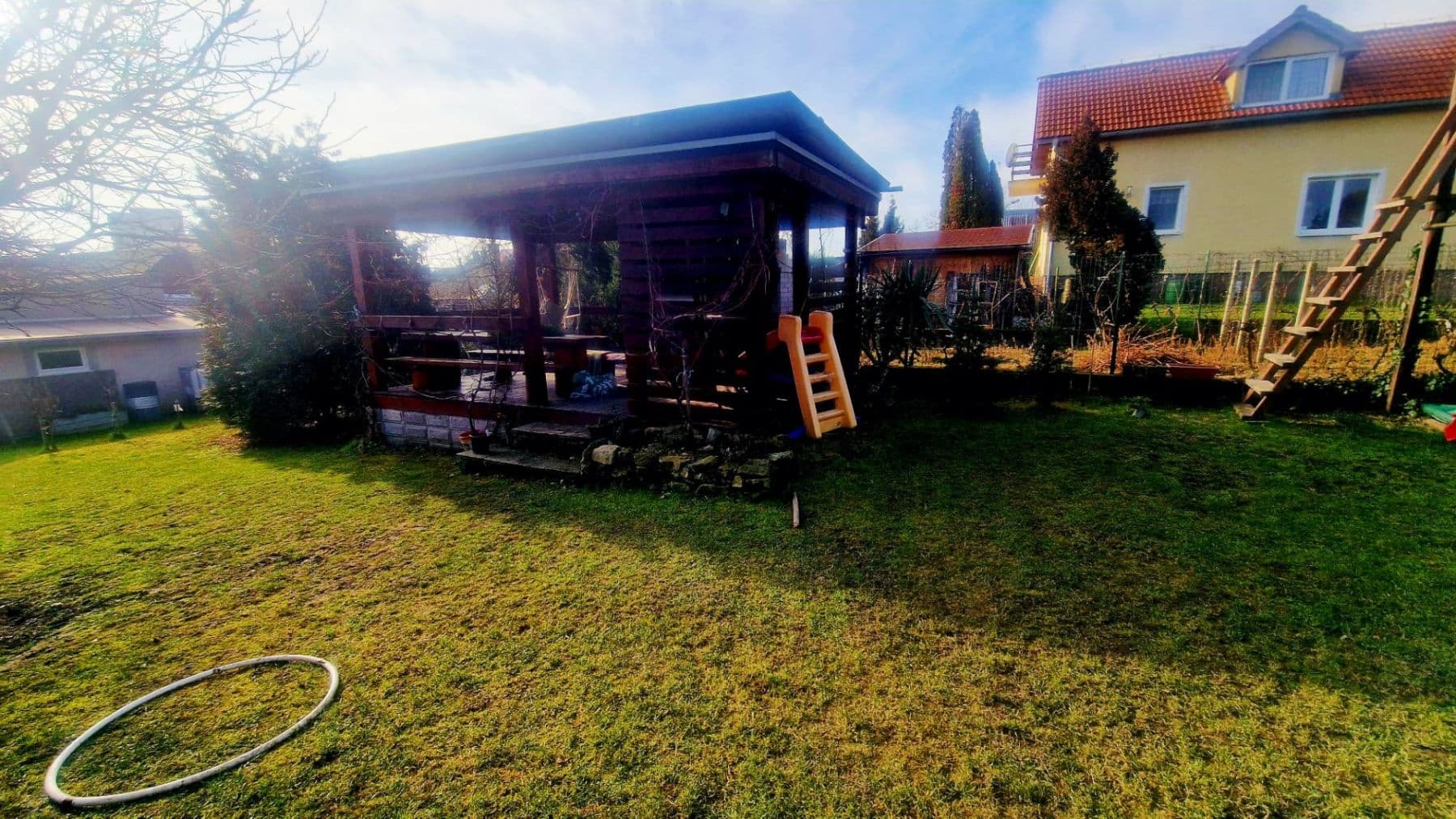 Prodej domu 89 m², pozemek 200 m², Pri vinohradoch, Rača, Bratislavský kraj Prodej domu 89 m², pozemek 200 m², Pri vinohradoch, Rača, Bratislavský kraj