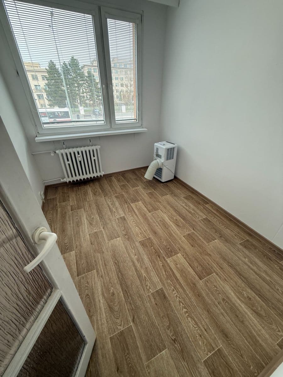 Pronájem bytu 3+1 57 m², Novodvorská, Praha, Praha Pronájem bytu 3+1 57 m², Novodvorská, Praha, Praha