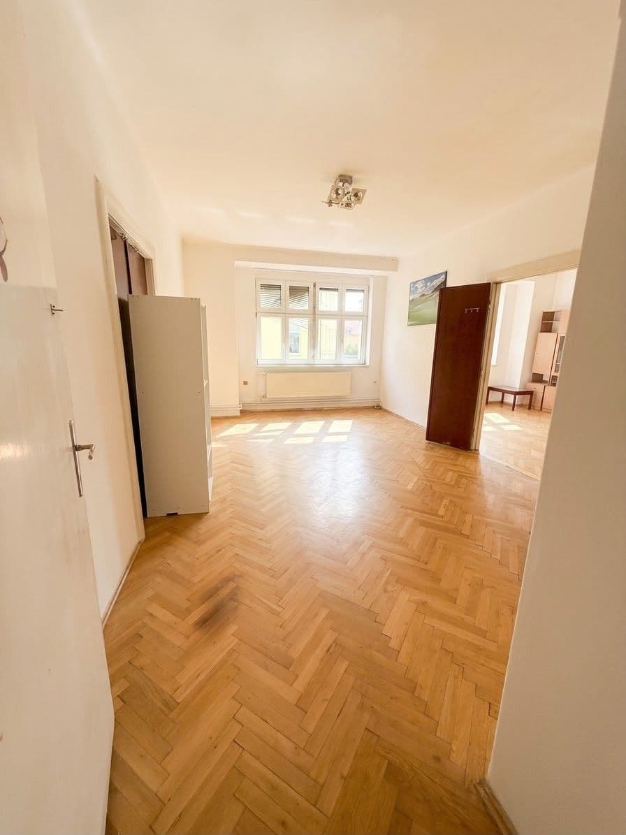 Pronájem bytu 3+1 107 m², Vlhká, Brno, Jihomoravský kraj Pronájem bytu 3+1 107 m², Vlhká, Brno, Jihomoravský kraj
