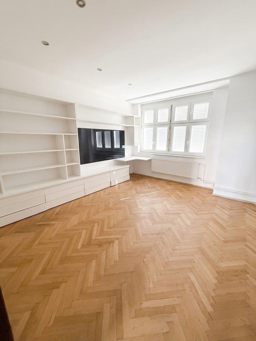 Pronájem bytu 3+1 107 m², Vlhká, Brno, Jihomoravský kraj Pronájem bytu 3+1 107 m², Vlhká, Brno, Jihomoravský kraj