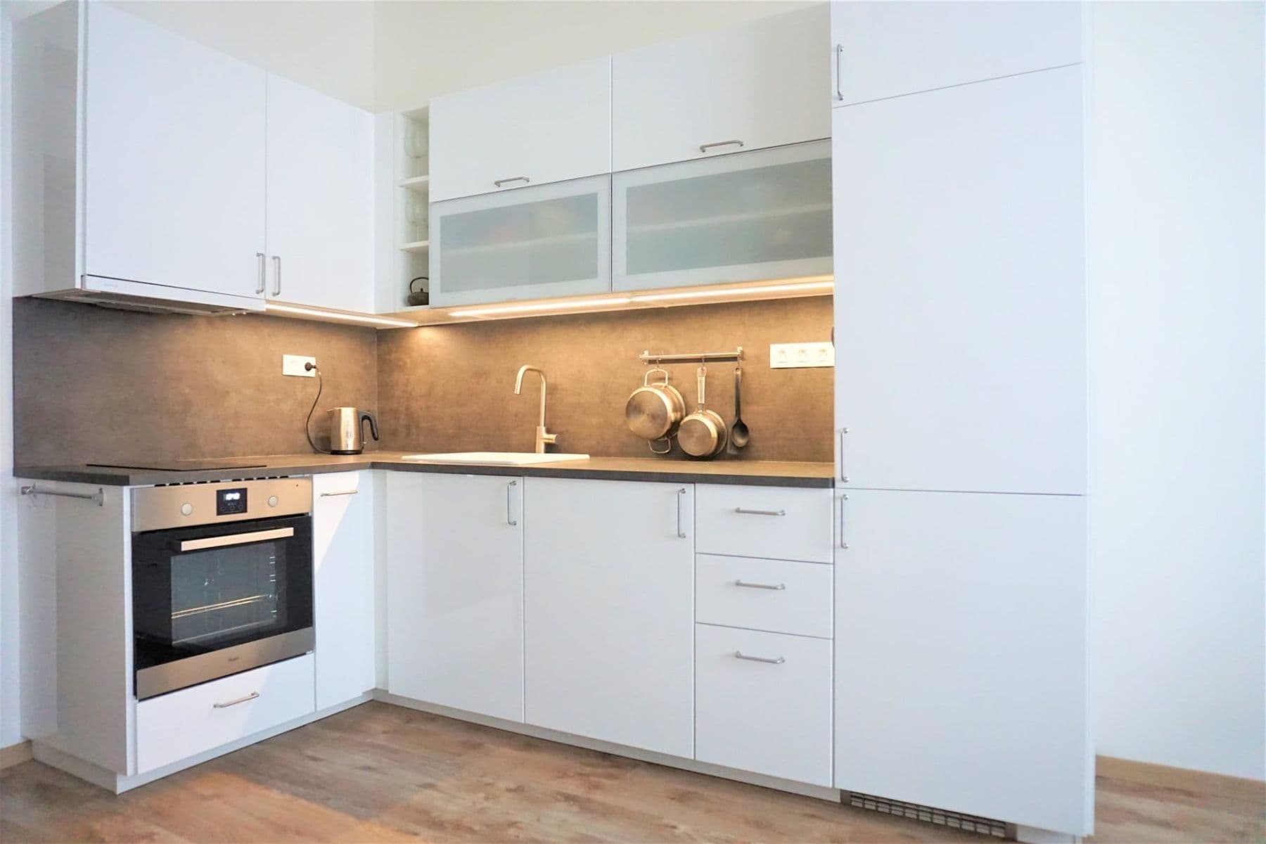 Pronájem bytu 1+kk 29 m², Na spojce, Praha, Praha Pronájem bytu 1+kk 29 m², Na spojce, Praha, Praha