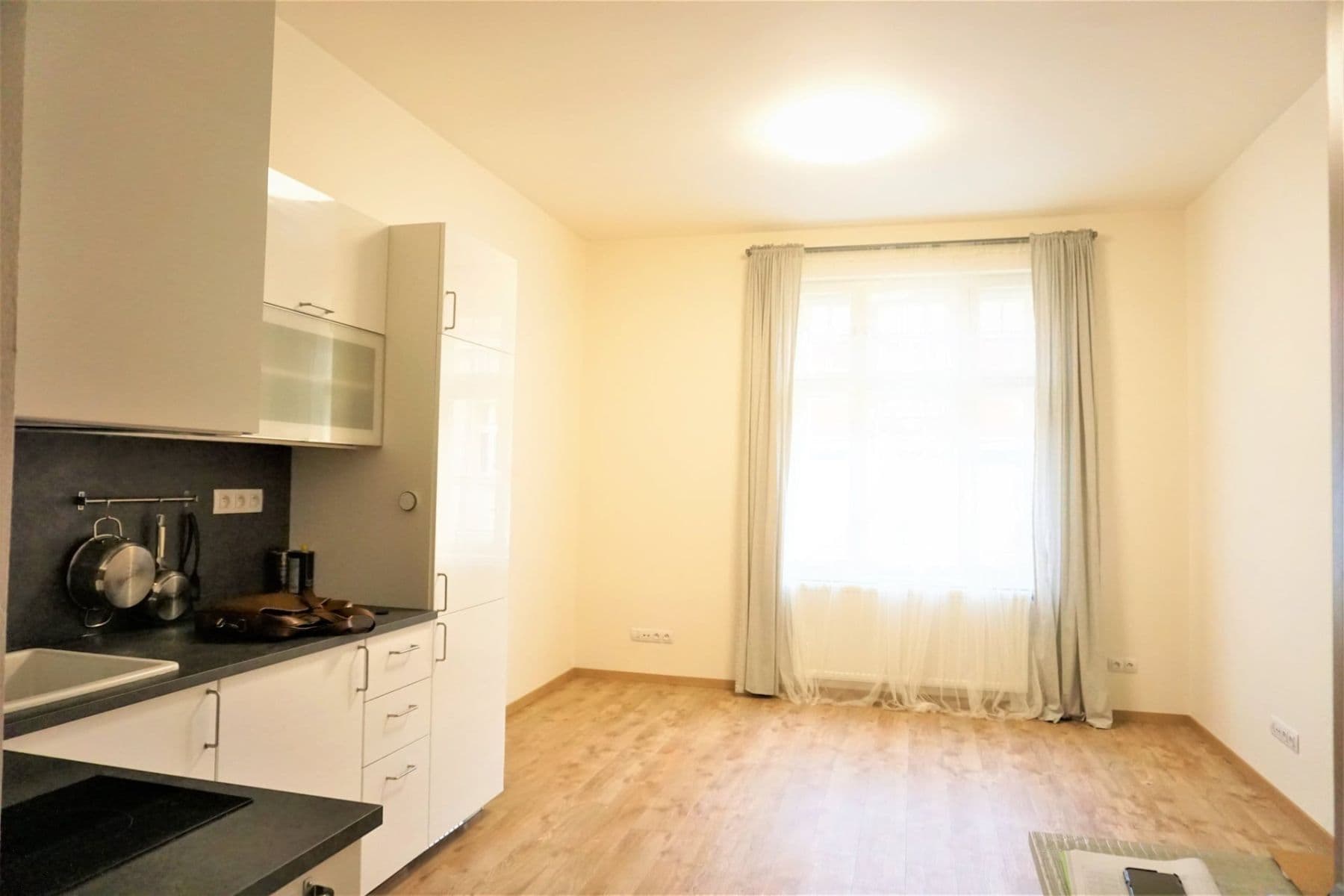 Pronájem bytu 1+kk 29 m², Na spojce, Praha, Praha Pronájem bytu 1+kk 29 m², Na spojce, Praha, Praha
