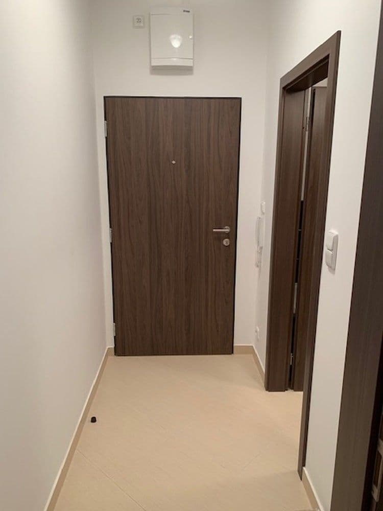 Pronájem bytu 1+kk 32 m², Zakšínská, Praha, Praha Pronájem bytu 1+kk 32 m², Zakšínská, Praha, Praha