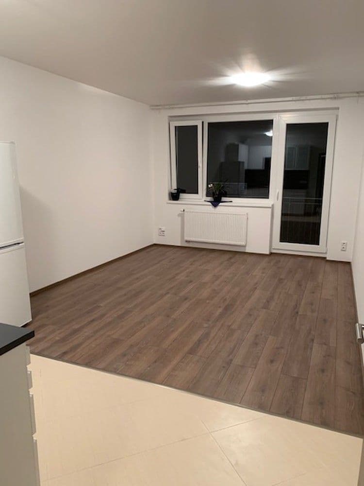 Pronájem bytu 1+kk 32 m², Zakšínská, Praha, Praha Pronájem bytu 1+kk 32 m², Zakšínská, Praha, Praha