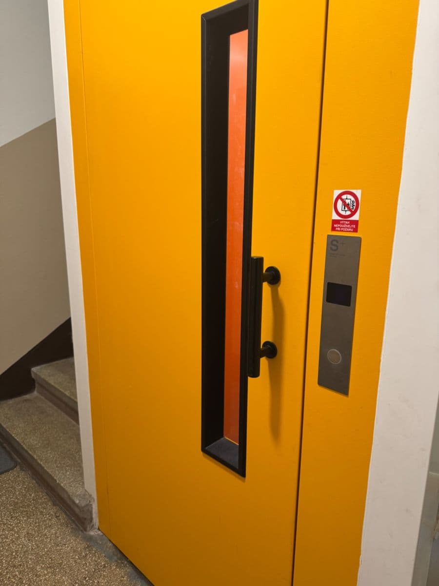 Prodej bytu 2+1 55 m², Čs. armády, Kraslice, Karlovarský kraj Prodej bytu 2+1 55 m², Čs. armády, Kraslice, Karlovarský kraj