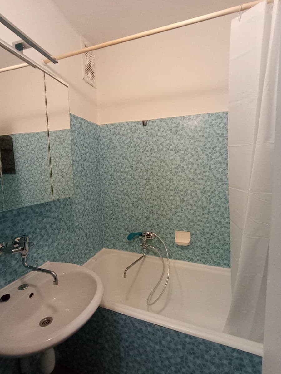 Pronájem bytu 1+1 35 m², Foerstrova, Olomouc, Olomoucký kraj Pronájem bytu 1+1 35 m², Foerstrova, Olomouc, Olomoucký kraj