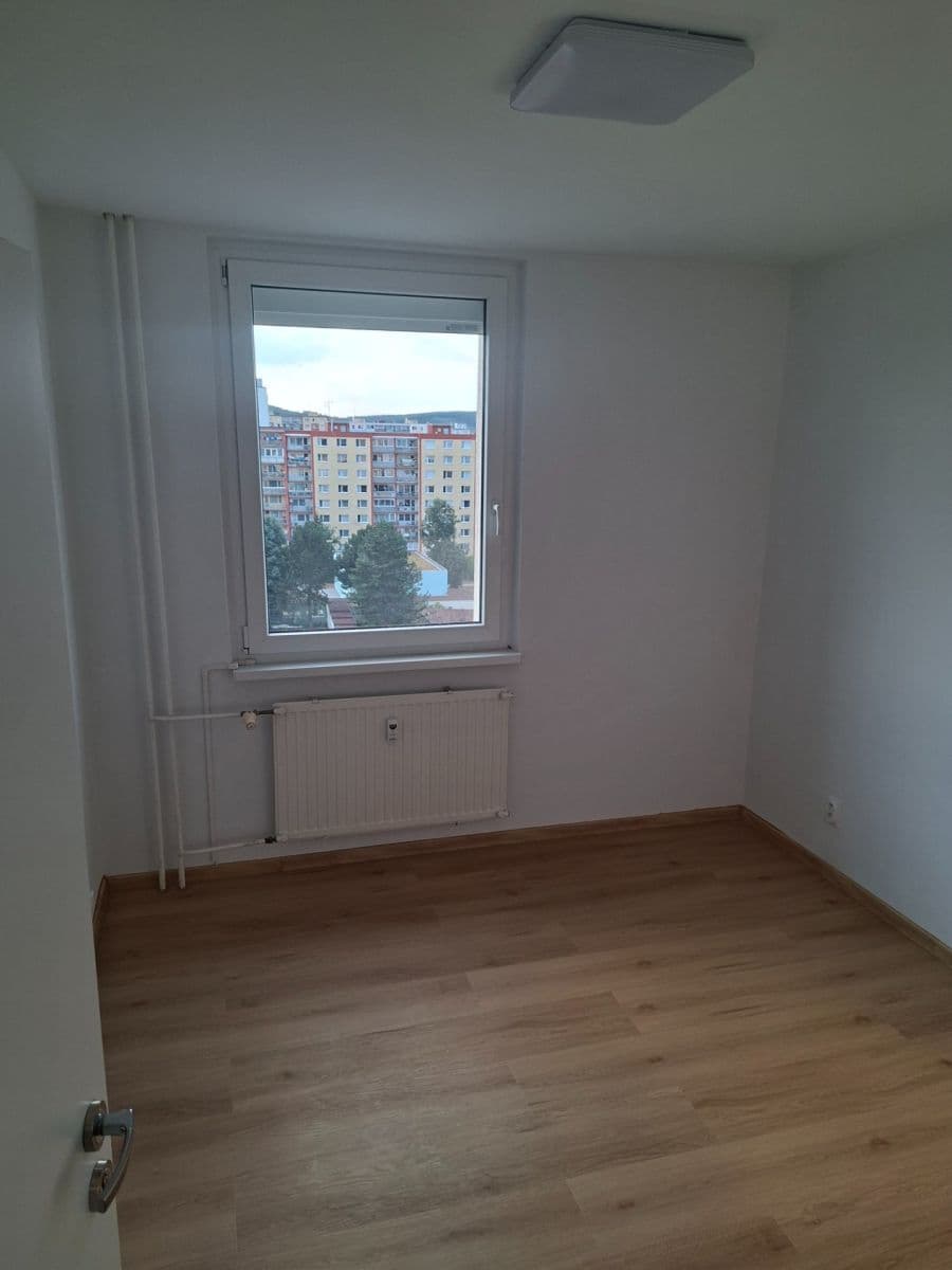 Pronájem bytu 4+1 76 m², Jesenická, Plzeň, Plzeňský kraj Pronájem bytu 4+1 76 m², Jesenická, Plzeň, Plzeňský kraj