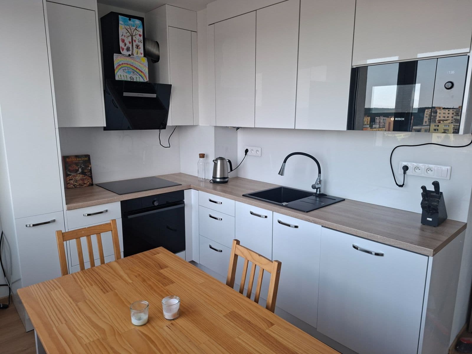 Pronájem bytu 4+1 76 m², Jesenická, Plzeň, Plzeňský kraj Pronájem bytu 4+1 76 m², Jesenická, Plzeň, Plzeňský kraj