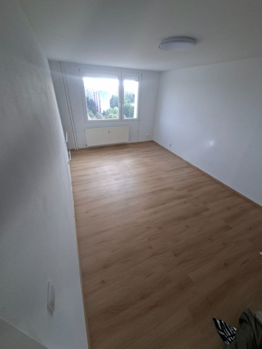 Pronájem bytu 4+1 76 m², Jesenická, Plzeň, Plzeňský kraj Pronájem bytu 4+1 76 m², Jesenická, Plzeň, Plzeňský kraj