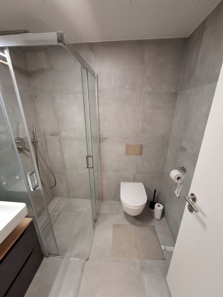 Pronájem bytu 2+kk 41 m², Plzeňská, Praha, Praha Pronájem bytu 2+kk 41 m², Plzeňská, Praha, Praha