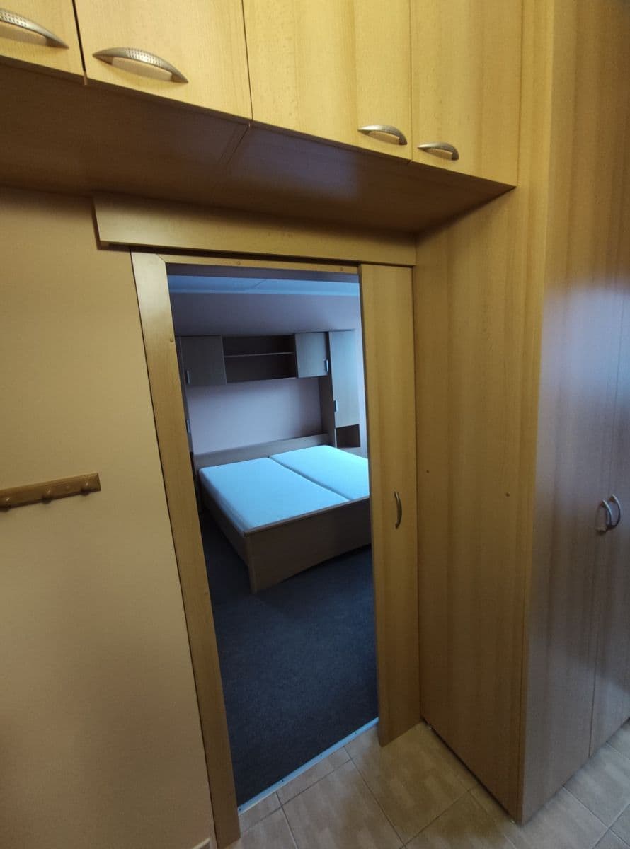 Pronájem bytu 1+1 30 m², Brněnská, Šlapanice, Jihomoravský kraj Pronájem bytu 1+1 30 m², Brněnská, Šlapanice, Jihomoravský kraj