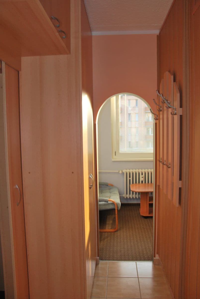 Pronájem bytu 1+1 30 m², Brněnská, Šlapanice, Jihomoravský kraj Pronájem bytu 1+1 30 m², Brněnská, Šlapanice, Jihomoravský kraj