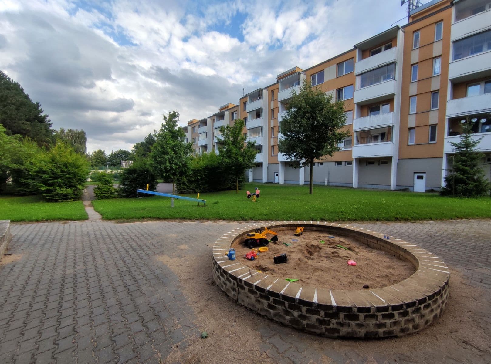 Pronájem bytu 1+1 30 m², Brněnská, Šlapanice, Jihomoravský kraj Pronájem bytu 1+1 30 m², Brněnská, Šlapanice, Jihomoravský kraj