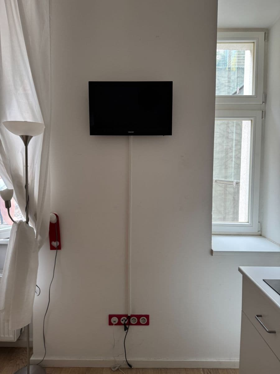 Pronájem bytu 1+kk 22 m², Bořivojova, Praha, Praha Pronájem bytu 1+kk 22 m², Bořivojova, Praha, Praha