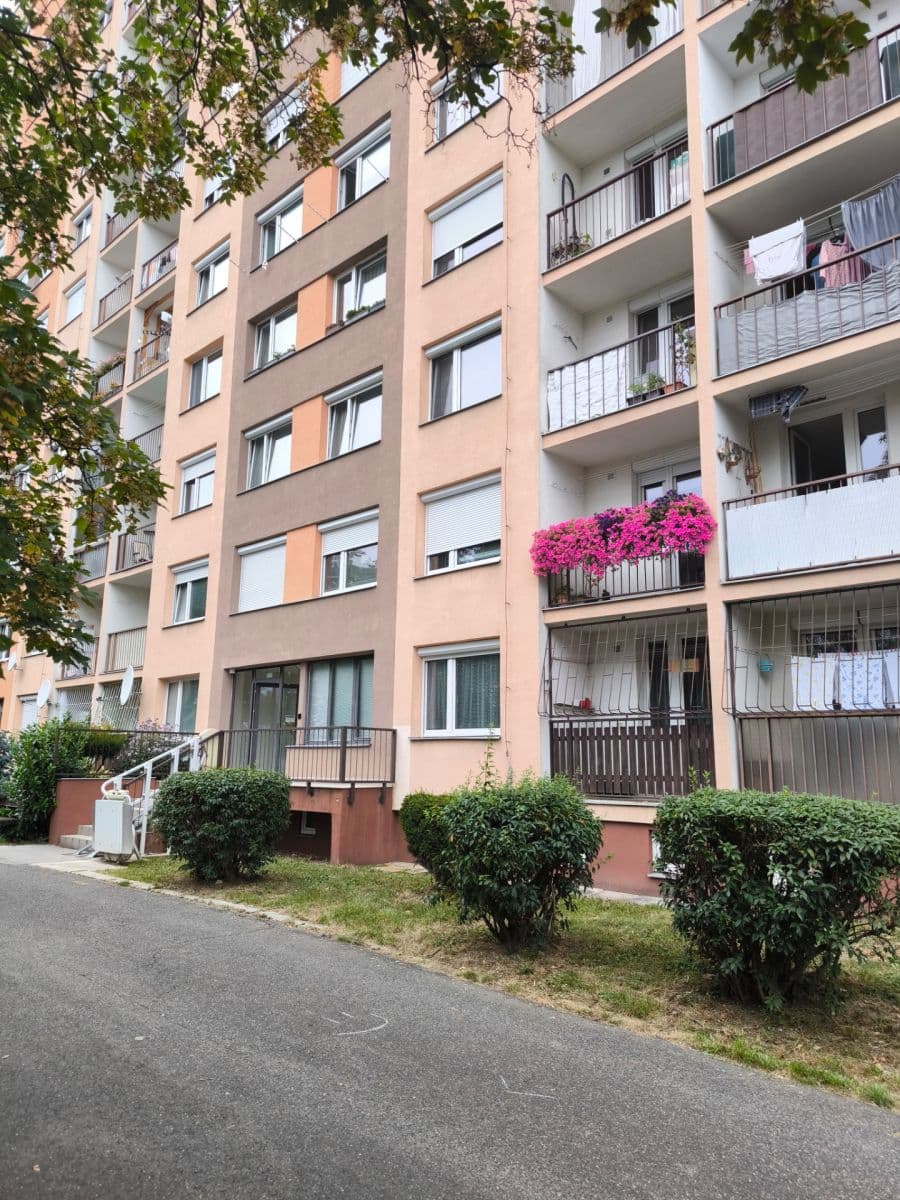 Pronájem bytu 3+1 68 m², Štichova, Praha, Praha Pronájem bytu 3+1 68 m², Štichova, Praha, Praha