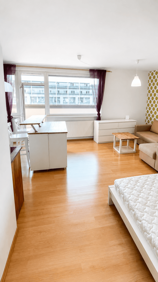 Pronájem bytu 1+kk 50 m², Poděbradská, Praha, Praha Pronájem bytu 1+kk 50 m², Poděbradská, Praha, Praha
