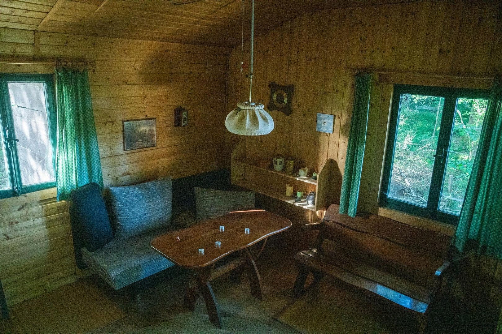 Prodej domu 131 m², pozemek 14.446 m², Rheinböllen, Porýní-Falc Prodej domu 131 m², pozemek 14.446 m², Rheinböllen, Porýní-Falc