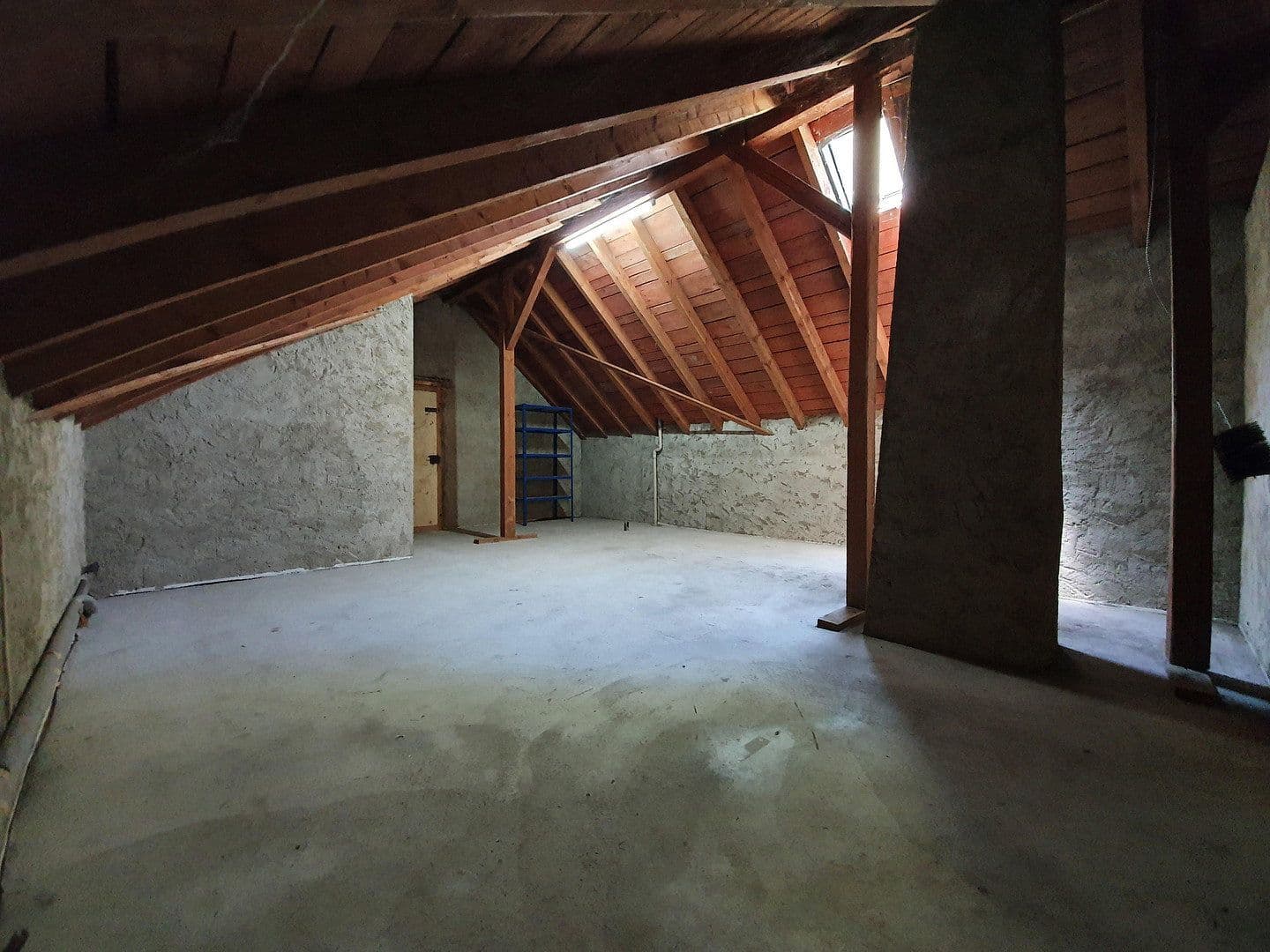 Prodej domu 131 m², pozemek 14.446 m², Rheinböllen, Porýní-Falc Prodej domu 131 m², pozemek 14.446 m², Rheinböllen, Porýní-Falc