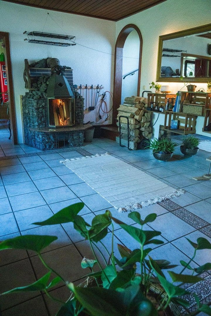 Prodej domu 131 m², pozemek 14.446 m², Rheinböllen, Porýní-Falc Prodej domu 131 m², pozemek 14.446 m², Rheinböllen, Porýní-Falc