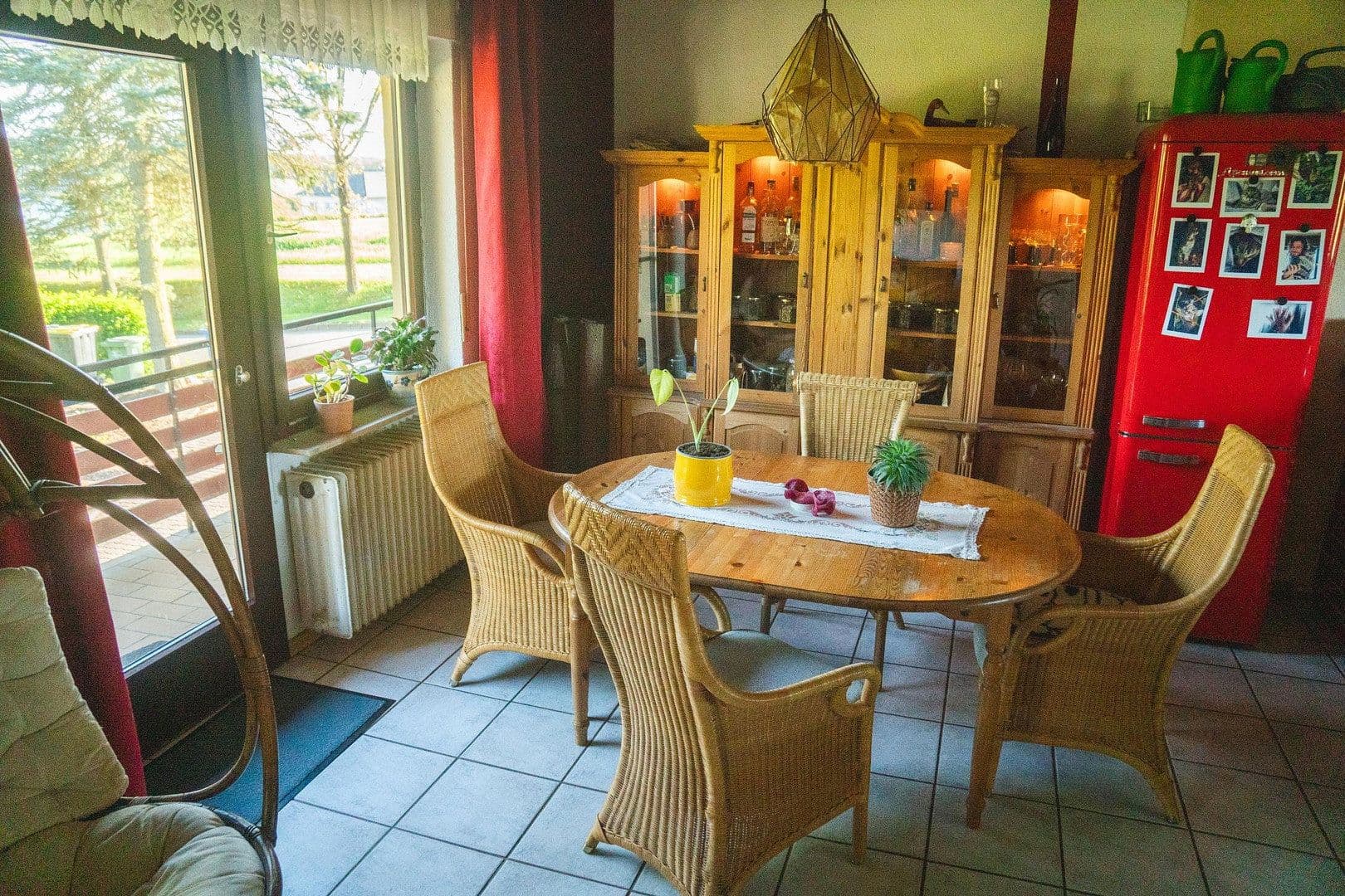 Prodej domu 131 m², pozemek 14.446 m², Rheinböllen, Porýní-Falc Prodej domu 131 m², pozemek 14.446 m², Rheinböllen, Porýní-Falc