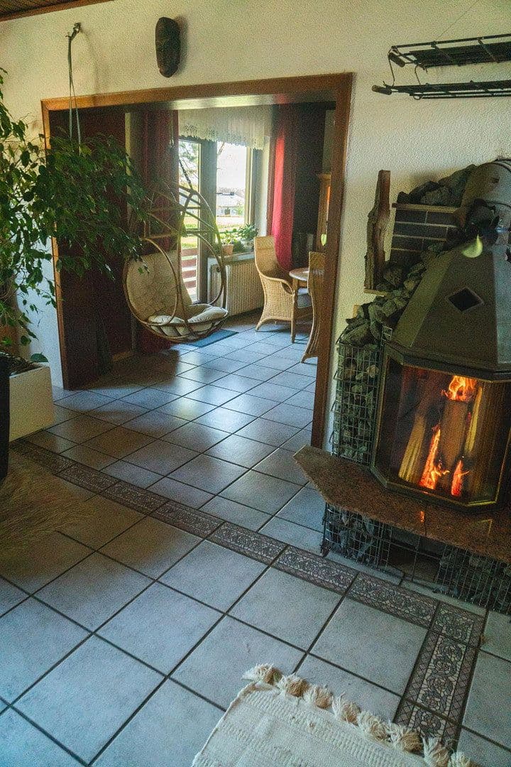 Prodej domu 131 m², pozemek 14.446 m², Rheinböllen, Porýní-Falc Prodej domu 131 m², pozemek 14.446 m², Rheinböllen, Porýní-Falc