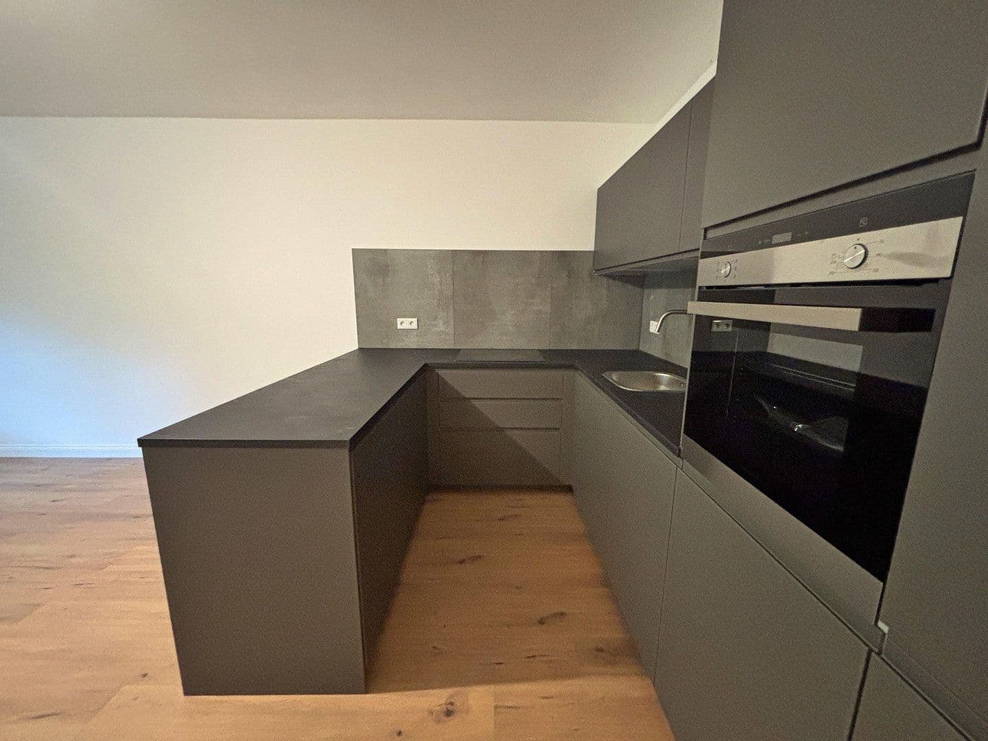 Prodej bytu 3+1 82 m², Hermann-Balk-Straße 113, Hamburg, Hamburg Prodej bytu 3+1 82 m², Hermann-Balk-Straße 113, Hamburg, Hamburg