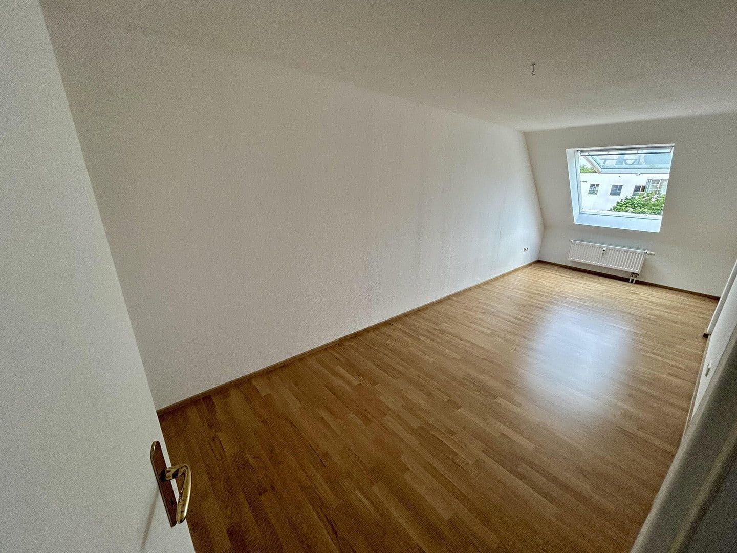 Pronájem bytu 2+1 49 m², Leipzig, Sasko Pronájem bytu 2+1 49 m², Leipzig, Sasko