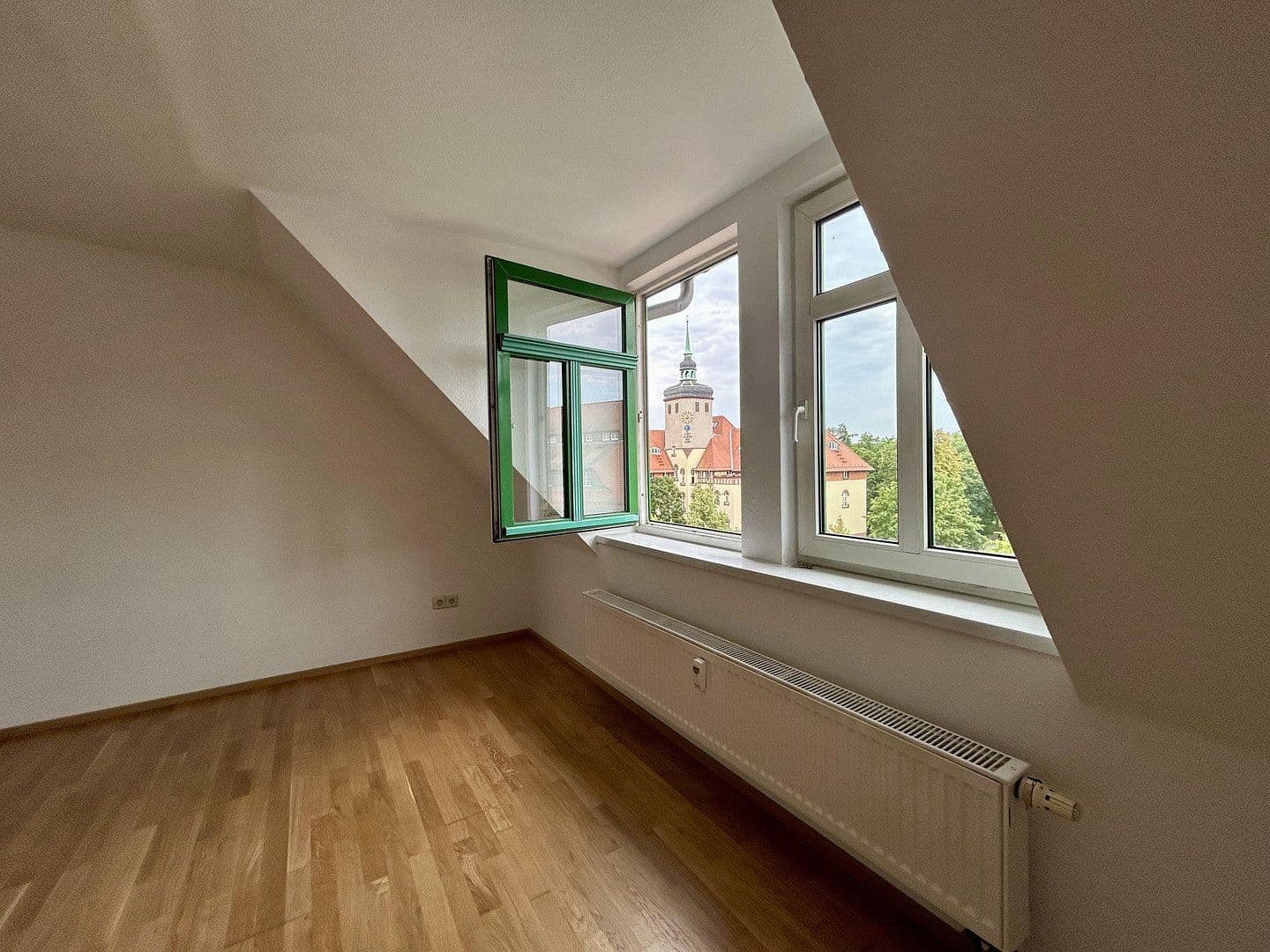 Pronájem bytu 2+1 49 m², Leipzig, Sasko Pronájem bytu 2+1 49 m², Leipzig, Sasko