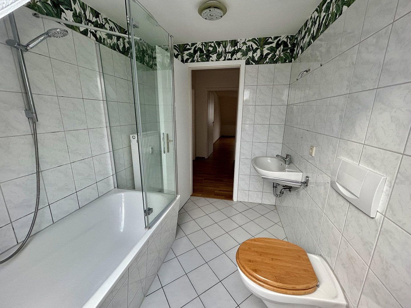 Pronájem bytu 2+1 49 m², Leipzig, Sasko Pronájem bytu 2+1 49 m², Leipzig, Sasko