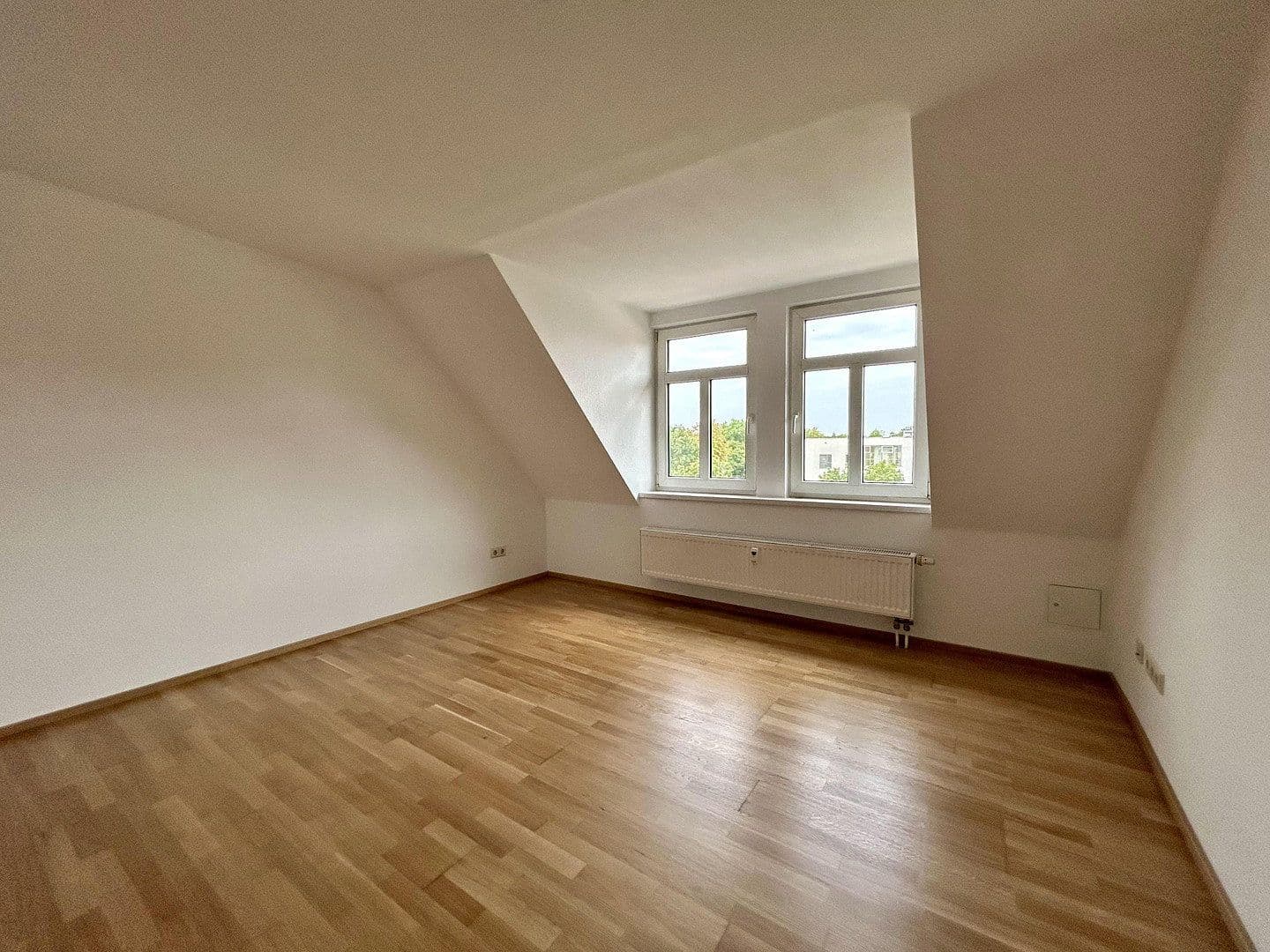Pronájem bytu 2+1 49 m², Leipzig, Sasko Pronájem bytu 2+1 49 m², Leipzig, Sasko