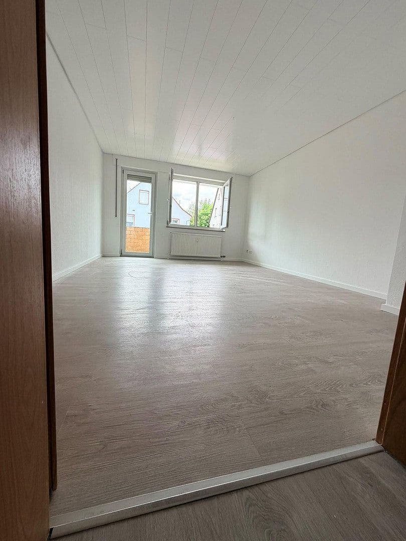 Pronájem bytu 3+1 67 m², Weinsberg, Bádensko-Württembersko Pronájem bytu 3+1 67 m², Weinsberg, Bádensko-Württembersko