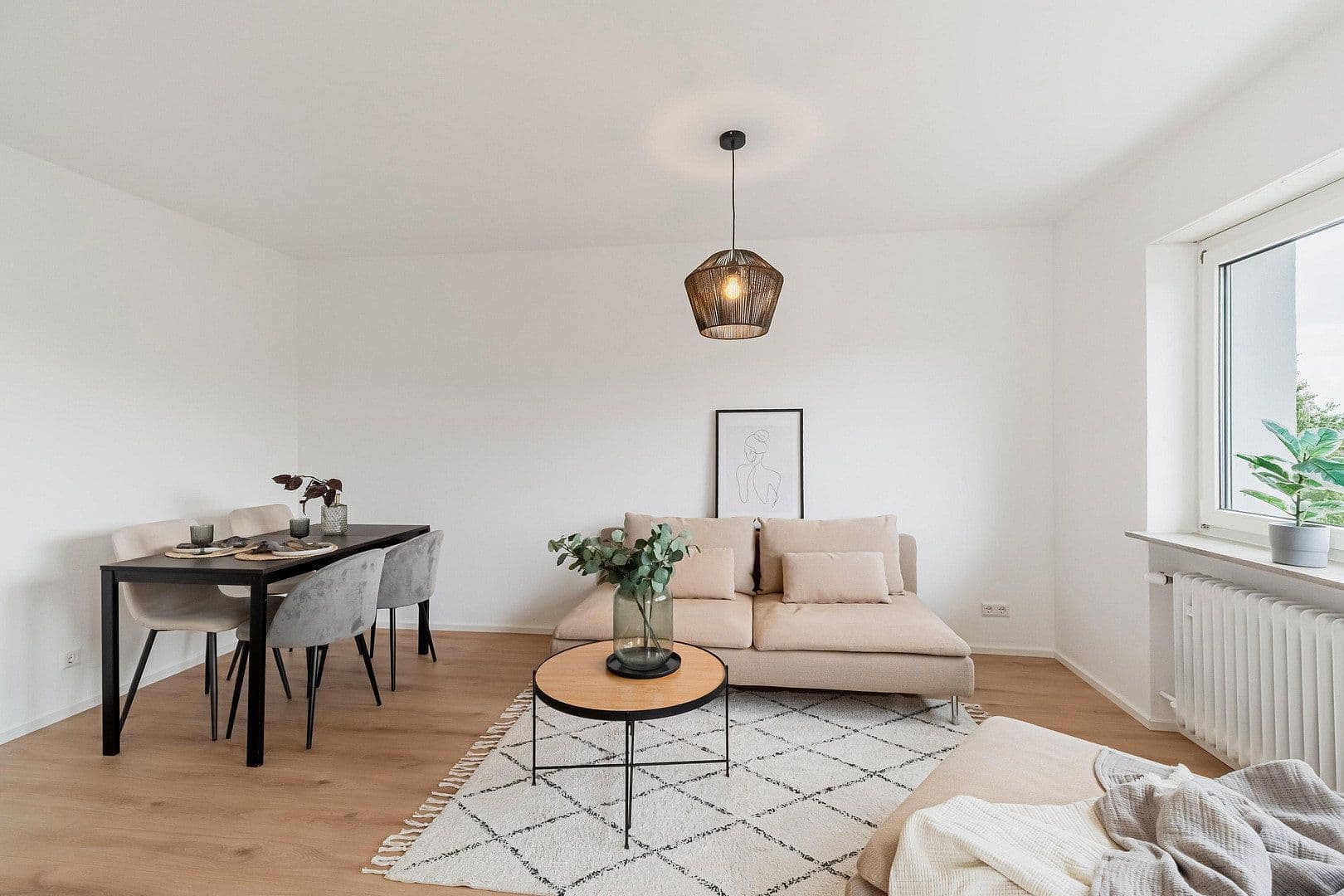 Prodej bytu 4+1 88 m², Ehningen, Bádensko-Württembersko Prodej bytu 4+1 88 m², Ehningen, Bádensko-Württembersko