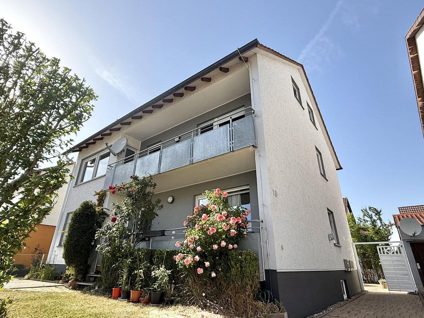 Prodej domu 161 m², pozemek 340 m², Lenauweg 18, Bondorf, Bádensko-Württembersko Prodej domu 161 m², pozemek 340 m², Lenauweg 18, Bondorf, Bádensko-Württembersko