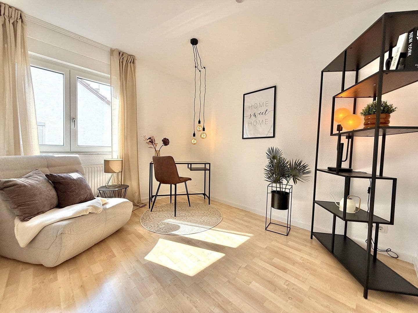 Prodej domu 161 m², pozemek 340 m², Lenauweg 18, Bondorf, Bádensko-Württembersko Prodej domu 161 m², pozemek 340 m², Lenauweg 18, Bondorf, Bádensko-Württembersko