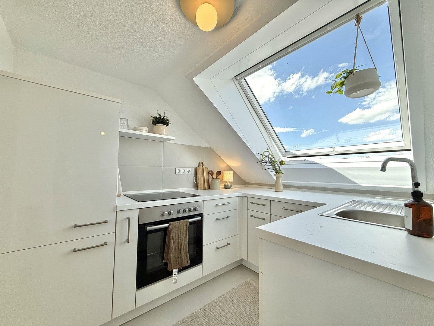 Prodej domu 161 m², pozemek 340 m², Lenauweg 18, Bondorf, Bádensko-Württembersko Prodej domu 161 m², pozemek 340 m², Lenauweg 18, Bondorf, Bádensko-Württembersko