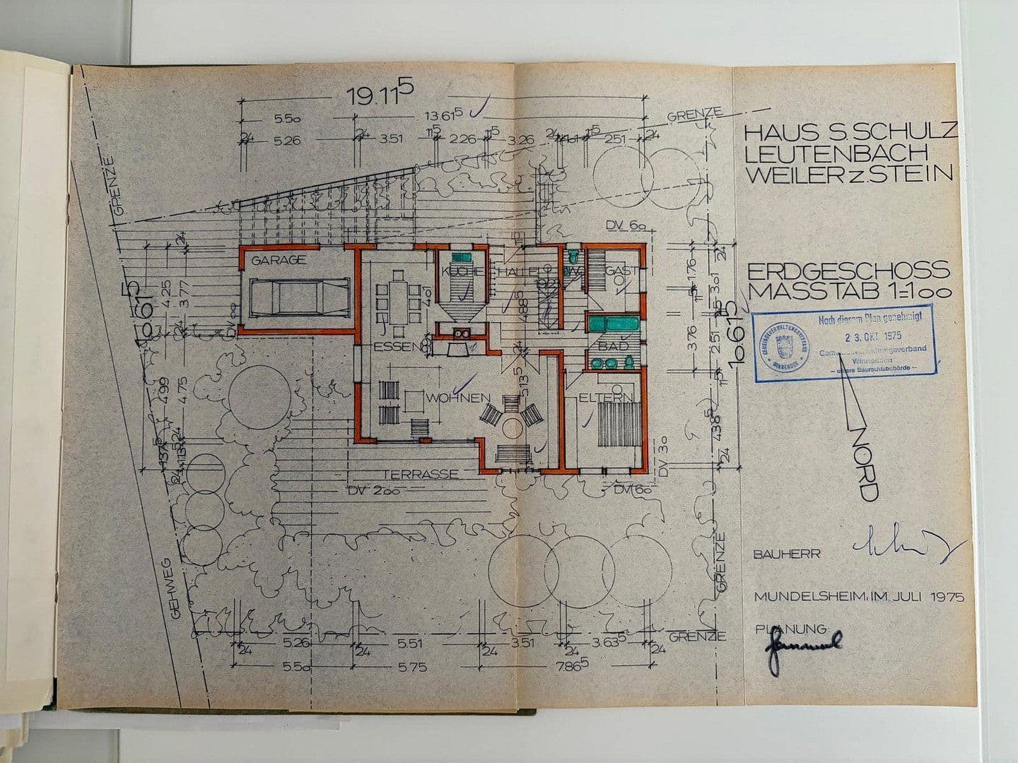 Prodej domu 242 m², pozemek 551 m², Im Seidenbåumle 4, Leutenbach, Bádensko-Württembersko Prodej domu 242 m², pozemek 551 m², Im Seidenbåumle 4, Leutenbach, Bádensko-Württembersko