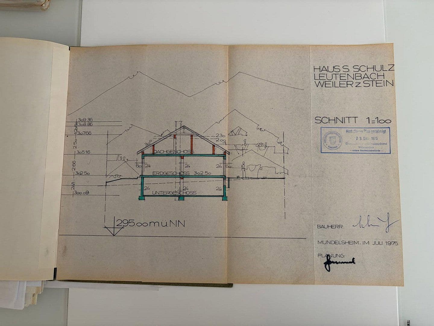 Prodej domu 242 m², pozemek 551 m², Im Seidenbåumle 4, Leutenbach, Bádensko-Württembersko Prodej domu 242 m², pozemek 551 m², Im Seidenbåumle 4, Leutenbach, Bádensko-Württembersko