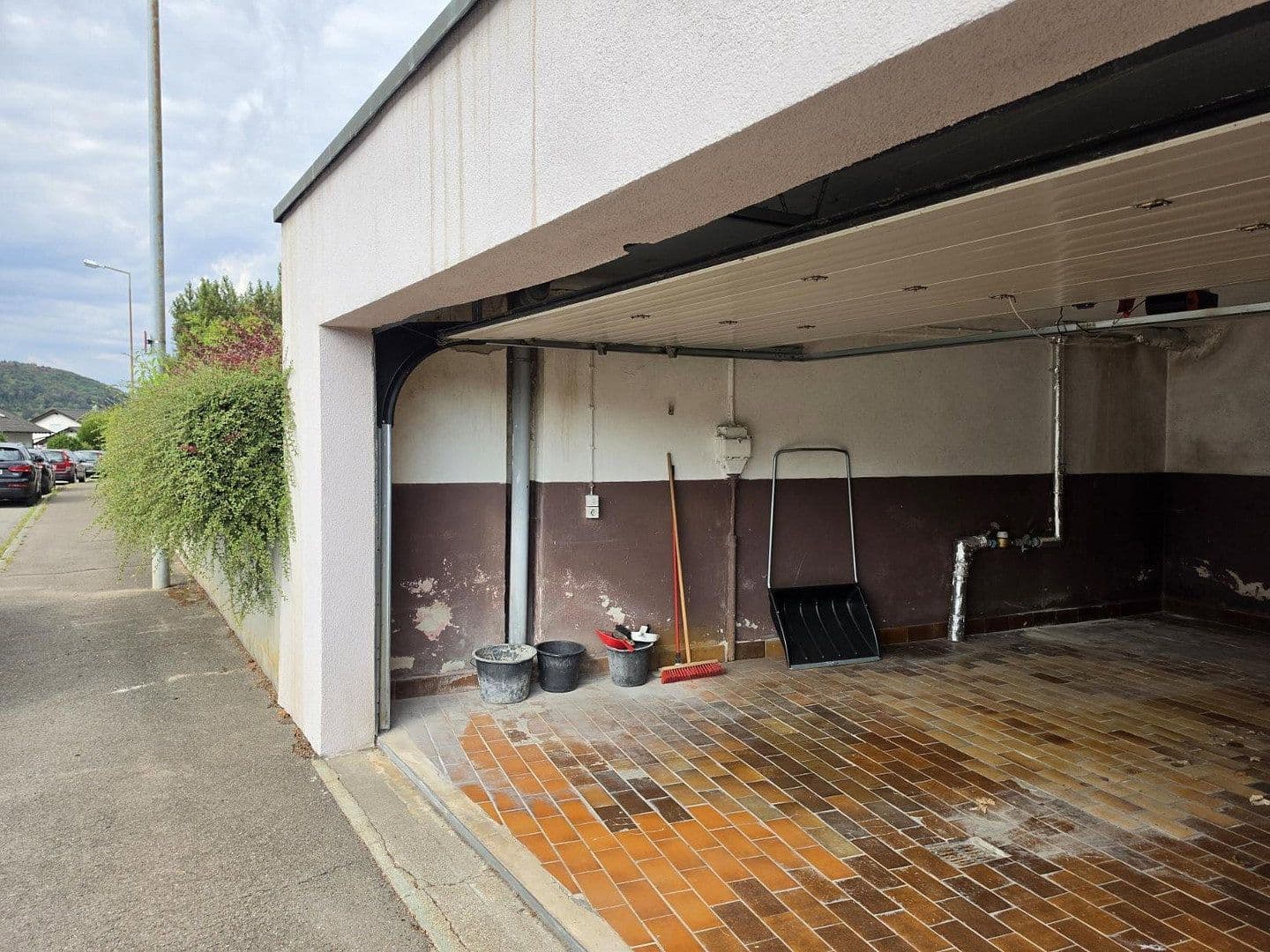 Prodej domu 140 m², pozemek 1.000 m², Dr.-Hermann-Bizer-Str. 22, Albstadt, Bádensko-Württembersko Prodej domu 140 m², pozemek 1.000 m², Dr.-Hermann-Bizer-Str. 22, Albstadt, Bádensko-Württembersko