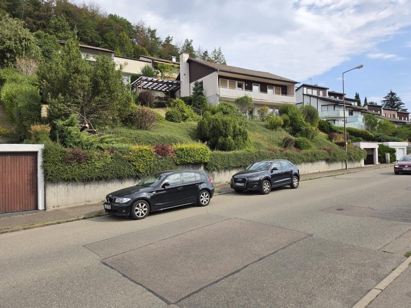 Prodej domu 140 m², pozemek 1.000 m², Dr.-Hermann-Bizer-Str. 22, Albstadt, Bádensko-Württembersko Prodej domu 140 m², pozemek 1.000 m², Dr.-Hermann-Bizer-Str. 22, Albstadt, Bádensko-Württembersko