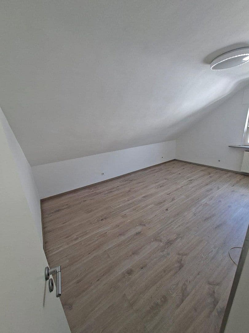 Pronájem bytu 3+1 84 m², Erlensee, Hessen Pronájem bytu 3+1 84 m², Erlensee, Hessen