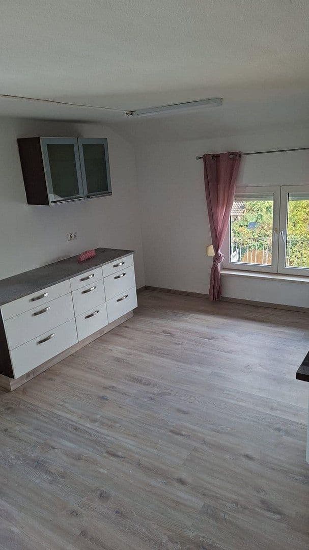 Pronájem bytu 3+1 84 m², Erlensee, Hessen Pronájem bytu 3+1 84 m², Erlensee, Hessen