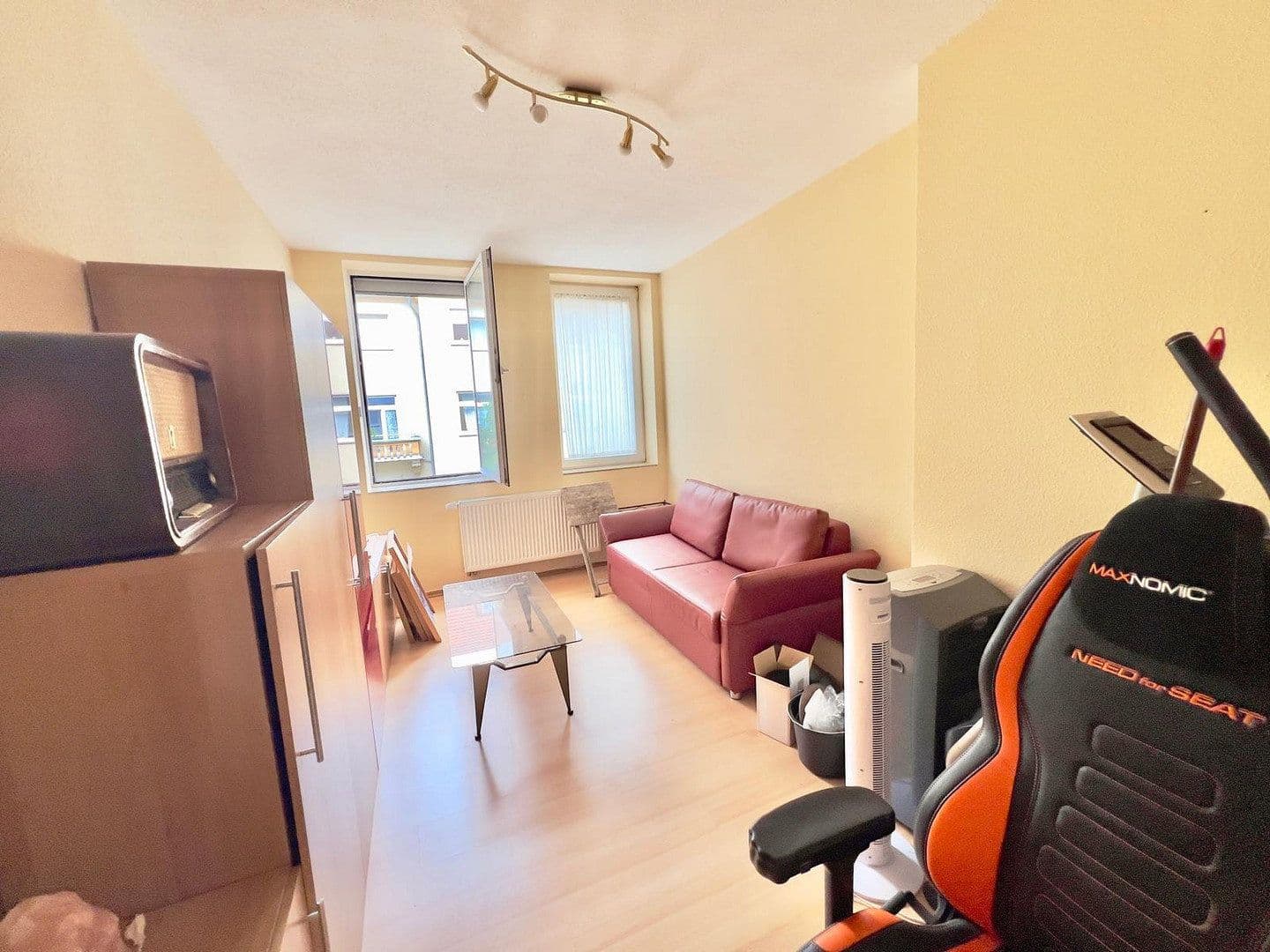 Pronájem bytu 4+1 120 m², Thomeéstraße 3, Kassel, Hessen Pronájem bytu 4+1 120 m², Thomeéstraße 3, Kassel, Hessen