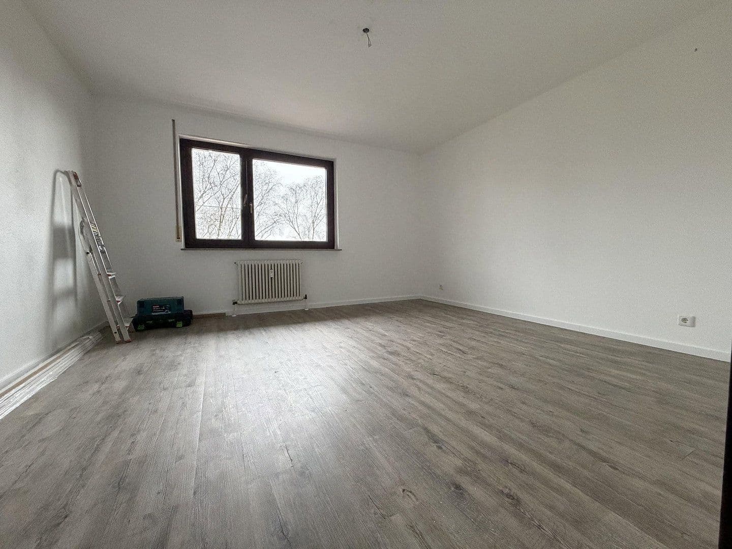 Pronájem bytu 4+kk 104 m², Sindelfingen, Bádensko-Württembersko Pronájem bytu 4+kk 104 m², Sindelfingen, Bádensko-Württembersko
