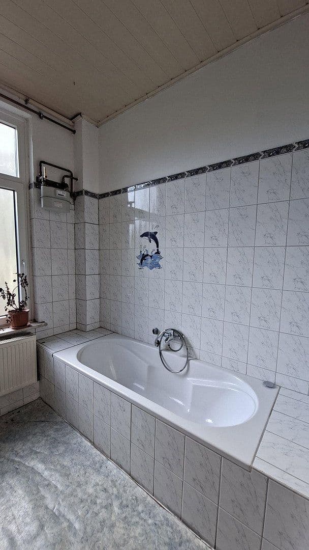 Pronájem bytu 3+1 82 m², Bremerhaven, Bremen Pronájem bytu 3+1 82 m², Bremerhaven, Bremen