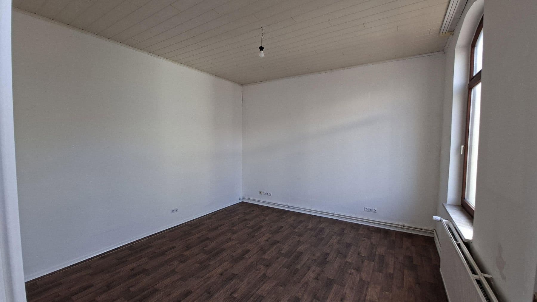 Pronájem bytu 3+1 82 m², Bremerhaven, Bremen Pronájem bytu 3+1 82 m², Bremerhaven, Bremen